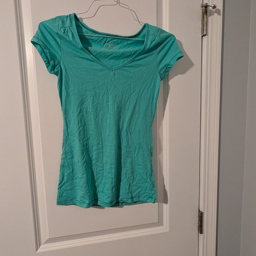 Maurices Aqua V-Neck Short Sleeve Top